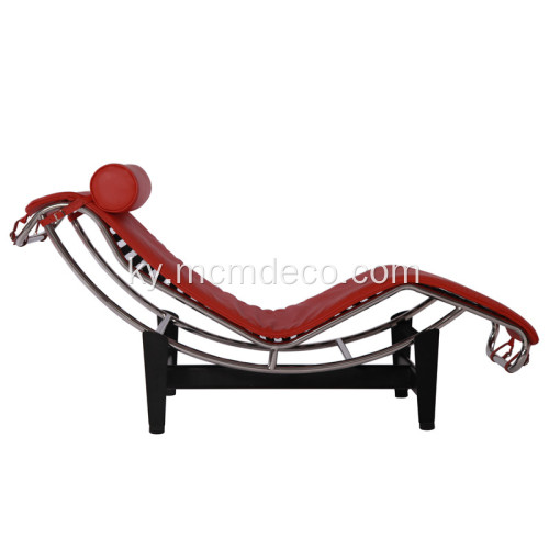 Le Corbusier LC4 Red Булгаары Chaise Lounge